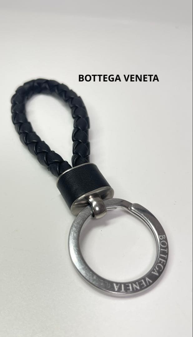 BOTTEGA VENETA(ボッテガべネタ)キーリング