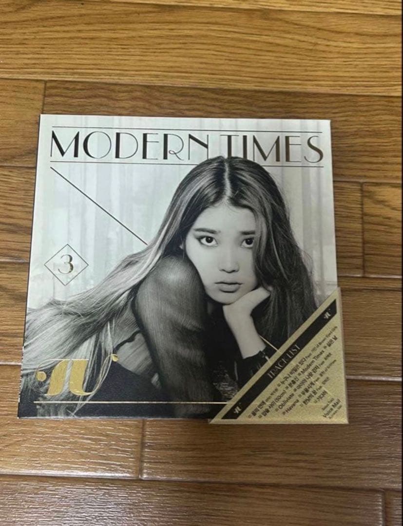 K-POP・アジア IU good day type-A &MODERN TIMES