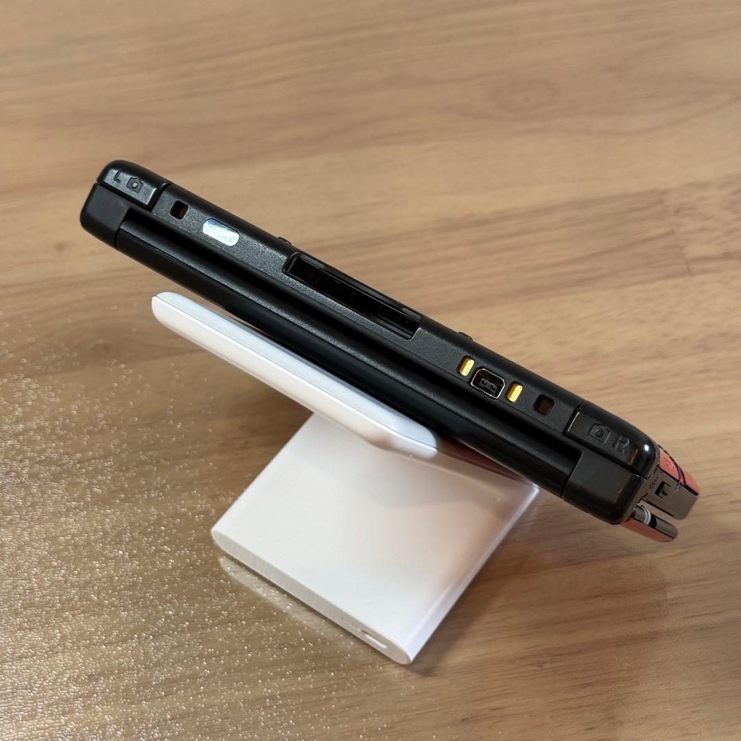 4-280 ニンテンドー3DS LL レッド×ブラック