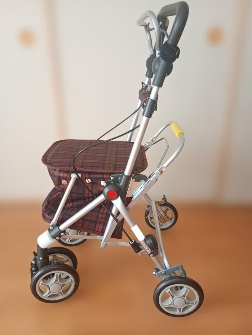 【新品未使用】折りたたみ式シルバーカー 赤茶チェック