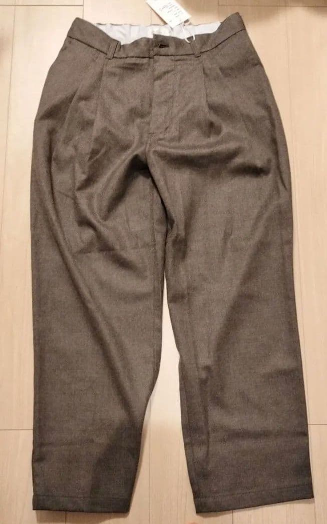 新品スティルバイハンドウールサキソニー イージー ワイドスラックス