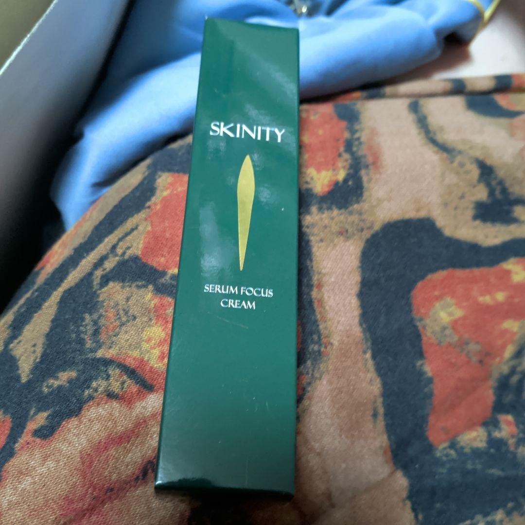 フェイスクリーム SKINITY SERUM FOCUS CREAM