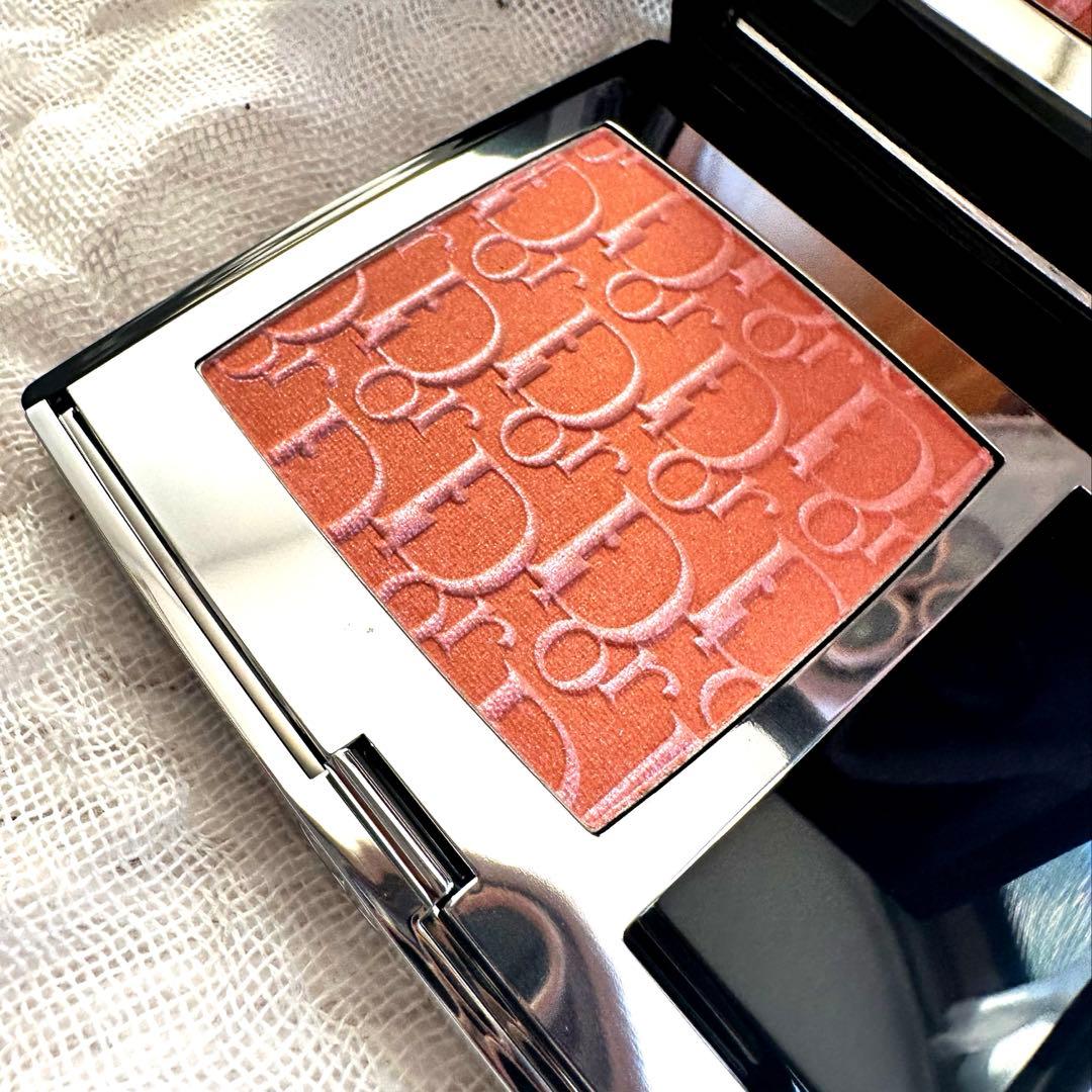 DIOR ディオールスキン ルージュ ブラッシュ 限定 748