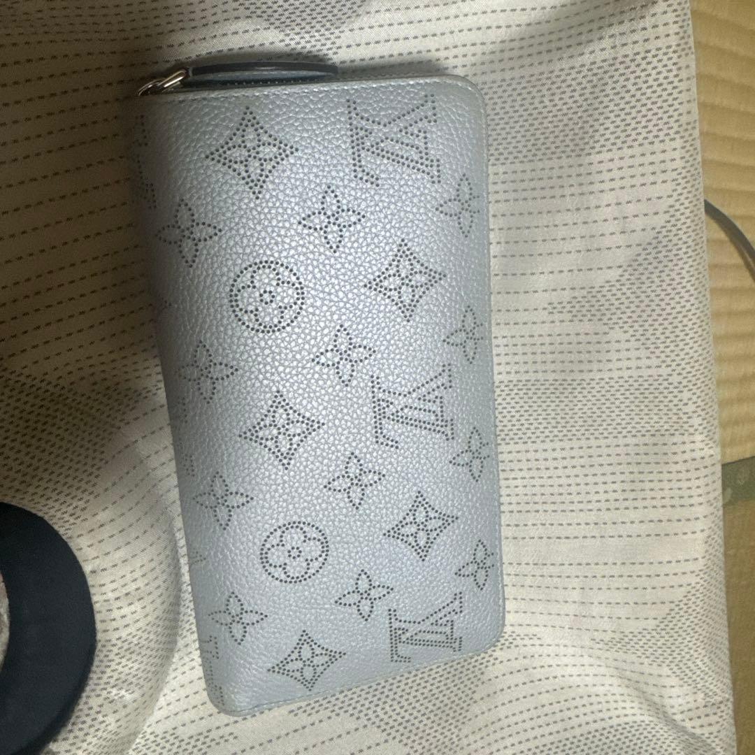 ルイヴィトンレア長財布