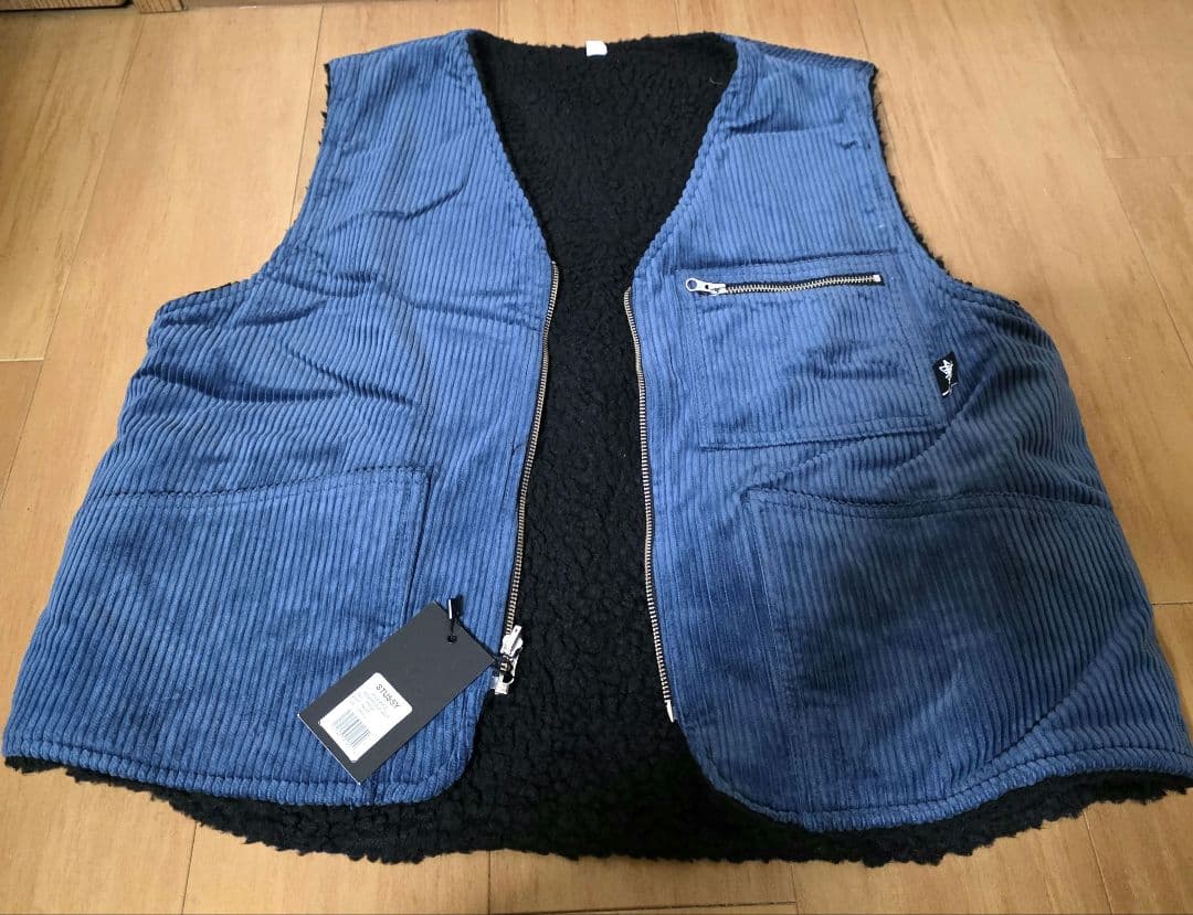 【新品】Stussy リバーシブル ベスト（コーデュロイ ボア）Sサイズ