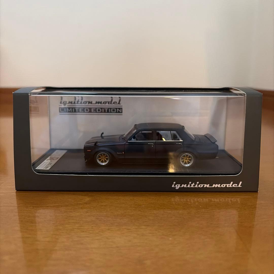 0610 スカイライン 2000 Black