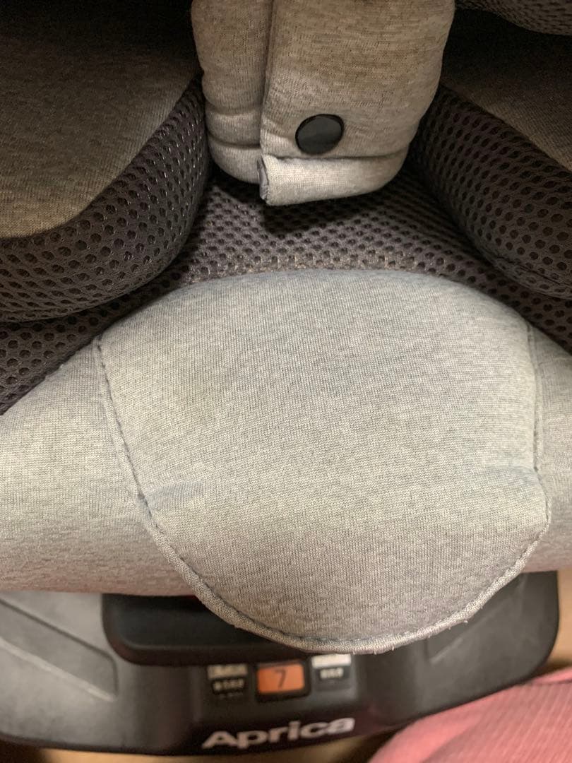 Aprica ISOFIX チャイルドシート グレー