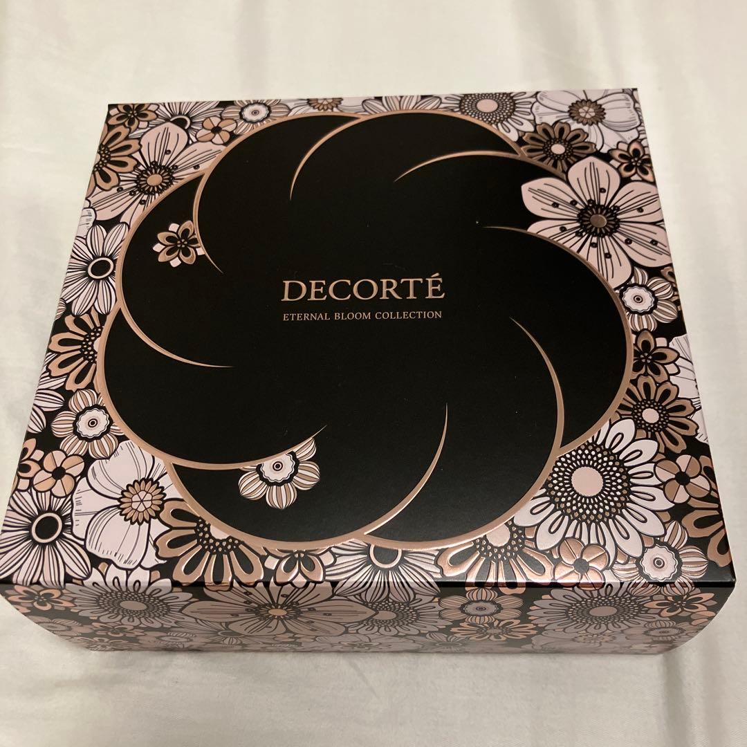 コスメデコルテ　クリスマスコフレ　2025 新品未開封