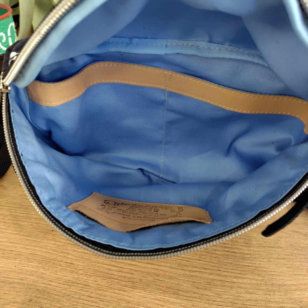 ミナペルホネン/tambourine タンバリンネイビー×白/ボディーバッグ本革