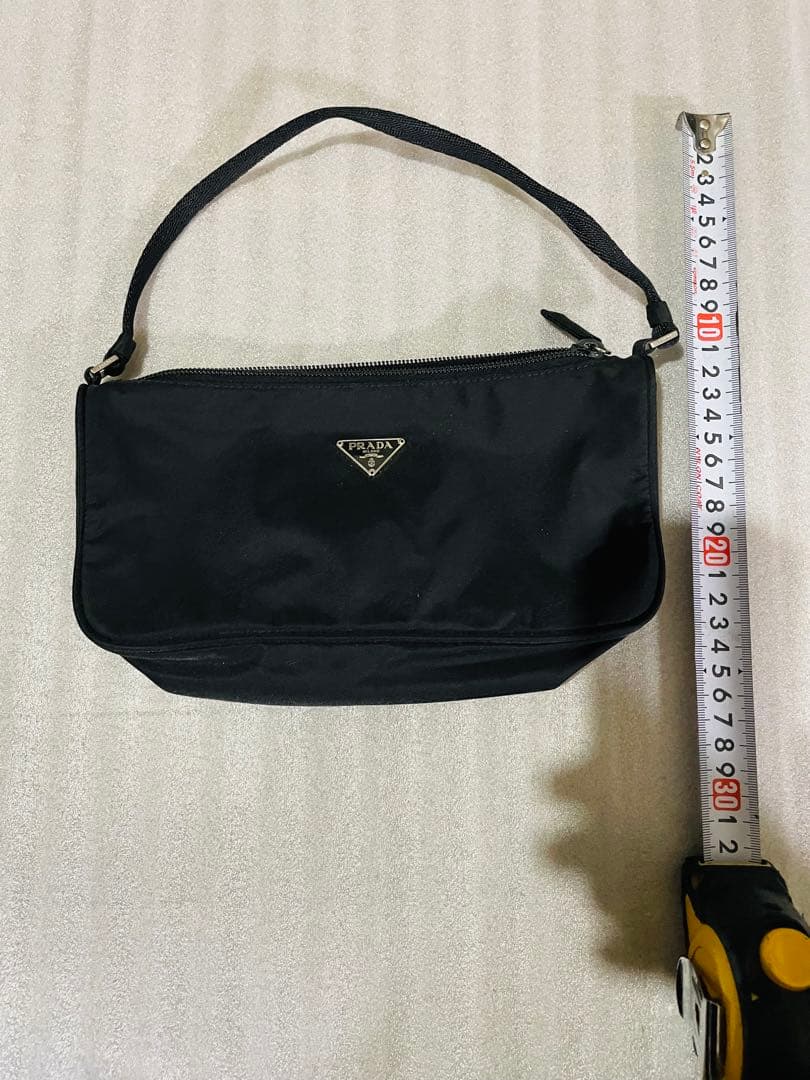 美品 PRADA ブラック ナイロン ハンドバッグ アクセサリーポーチ