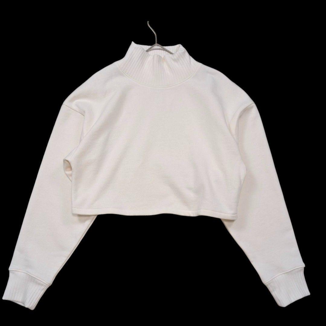 新品未使用　Alo Yoga 　Cropped Serenity Coverup