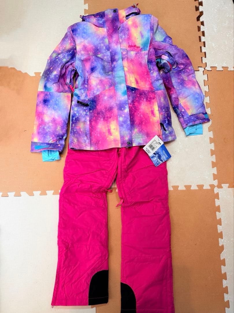 【新品未使用】BLUE MAGIC 宇宙柄 スキーウェア　スノーボードウェア