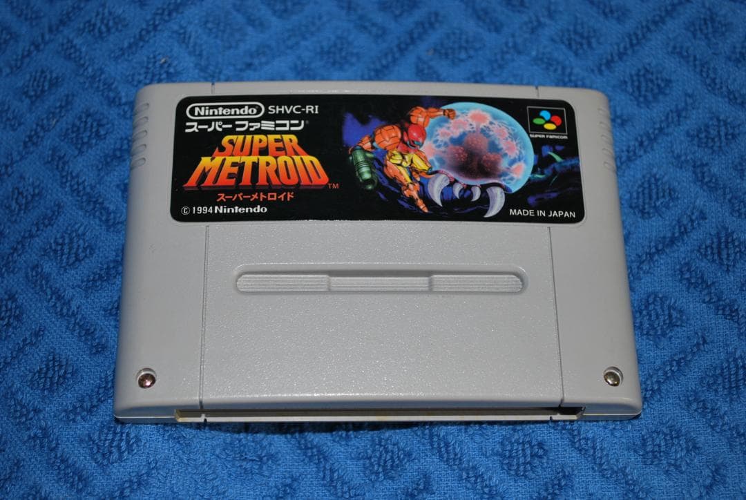 SFCソフト「スーパーメトロイド」中古動作品の出品です。