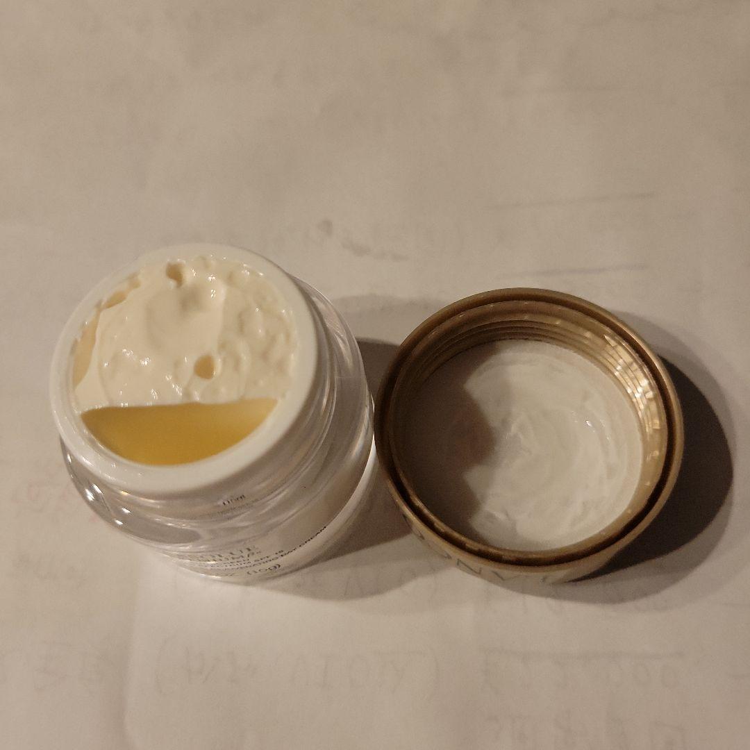 アプソリュ　βxデイクリーム