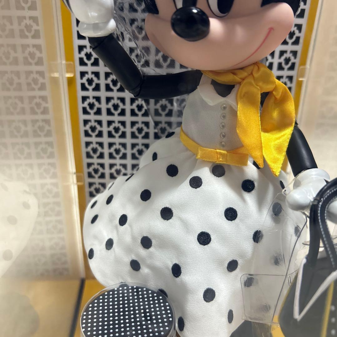 ミニーマウス　シグネチャードール　4000体限定品