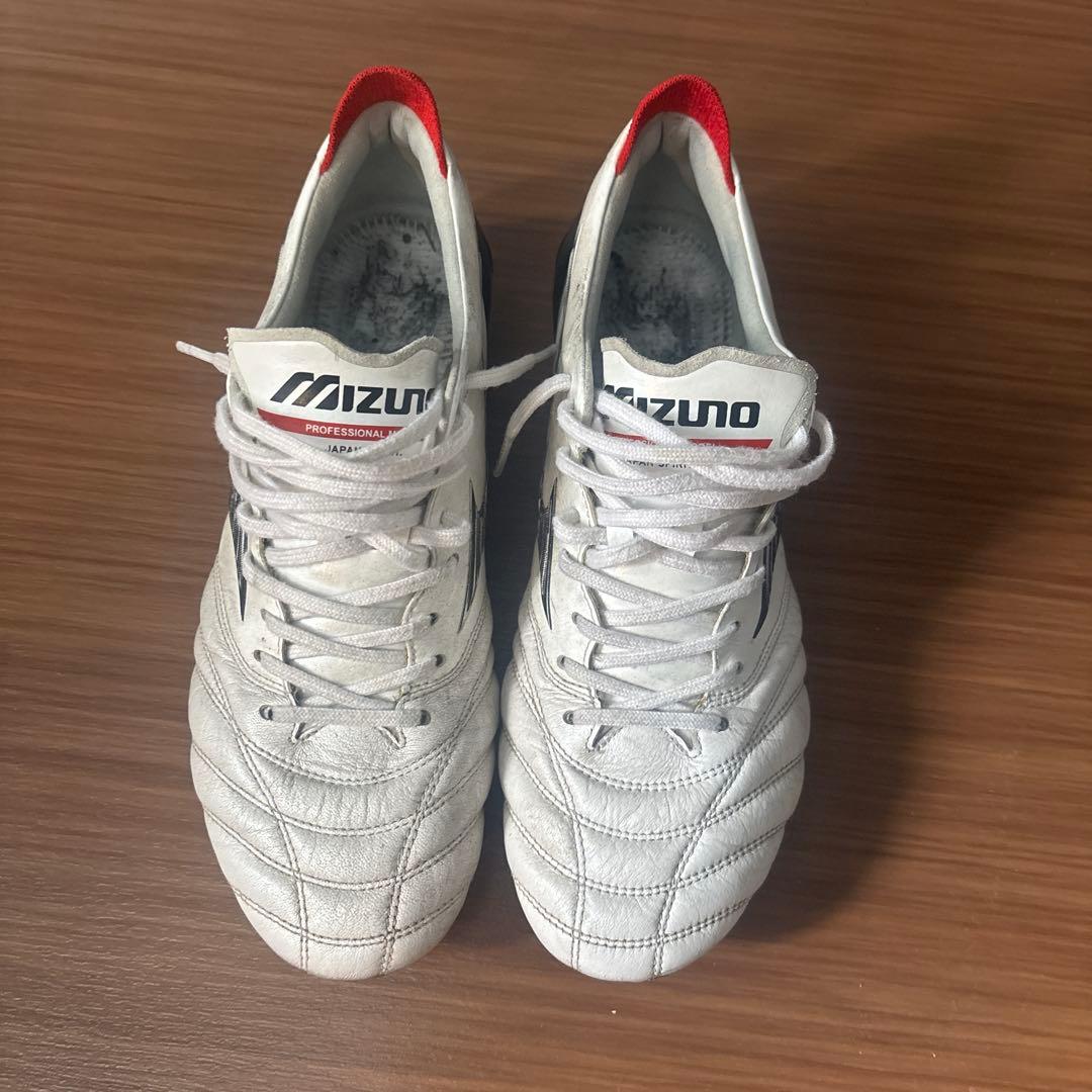 Mizuno プロフェッショナル サッカーシューズ ホワイト/レッド