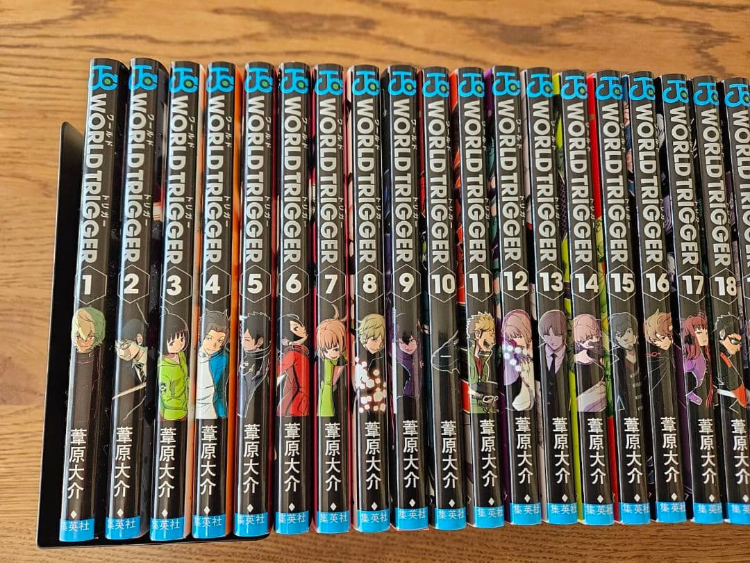 ワールドトリガー WORLD TRIGGER 1〜28 全巻セット+データブック