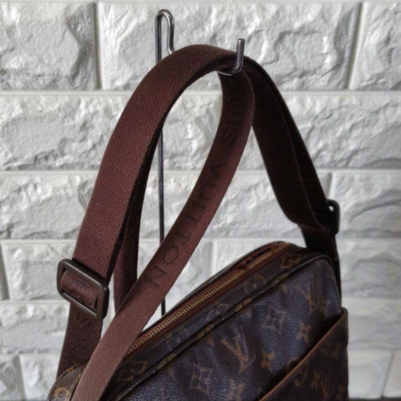 ルイヴィトン モノグラム トロターボブール ショルダーバッグ 難あり