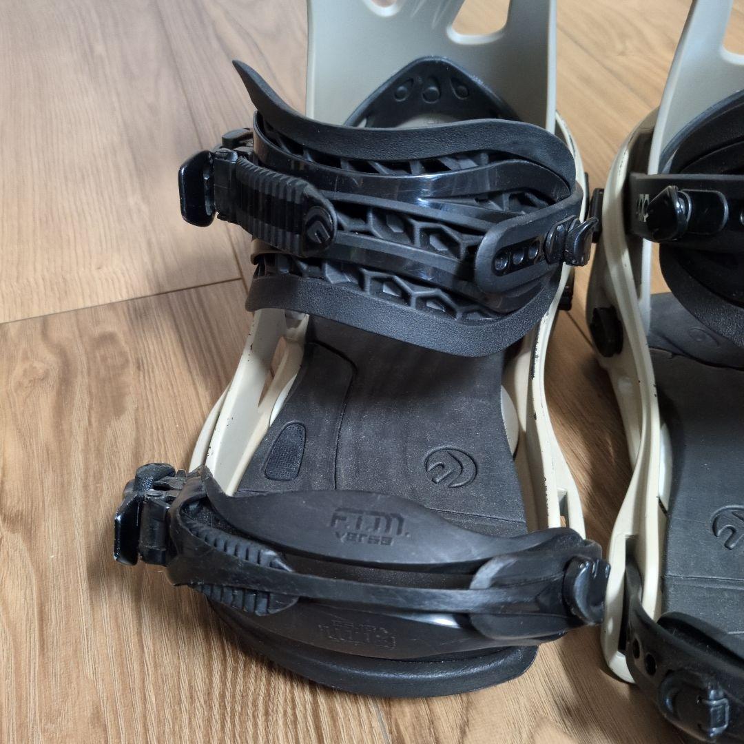 FLUX フラックス　バインディング 　DS SMサイズ　スノーボード