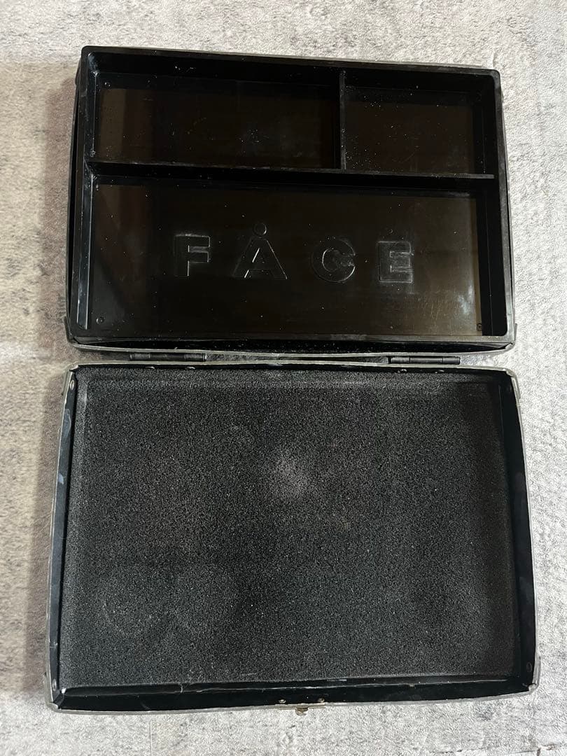 ワミレス　FACE アイシャドウパレット フェイス ジ カラーズ 36