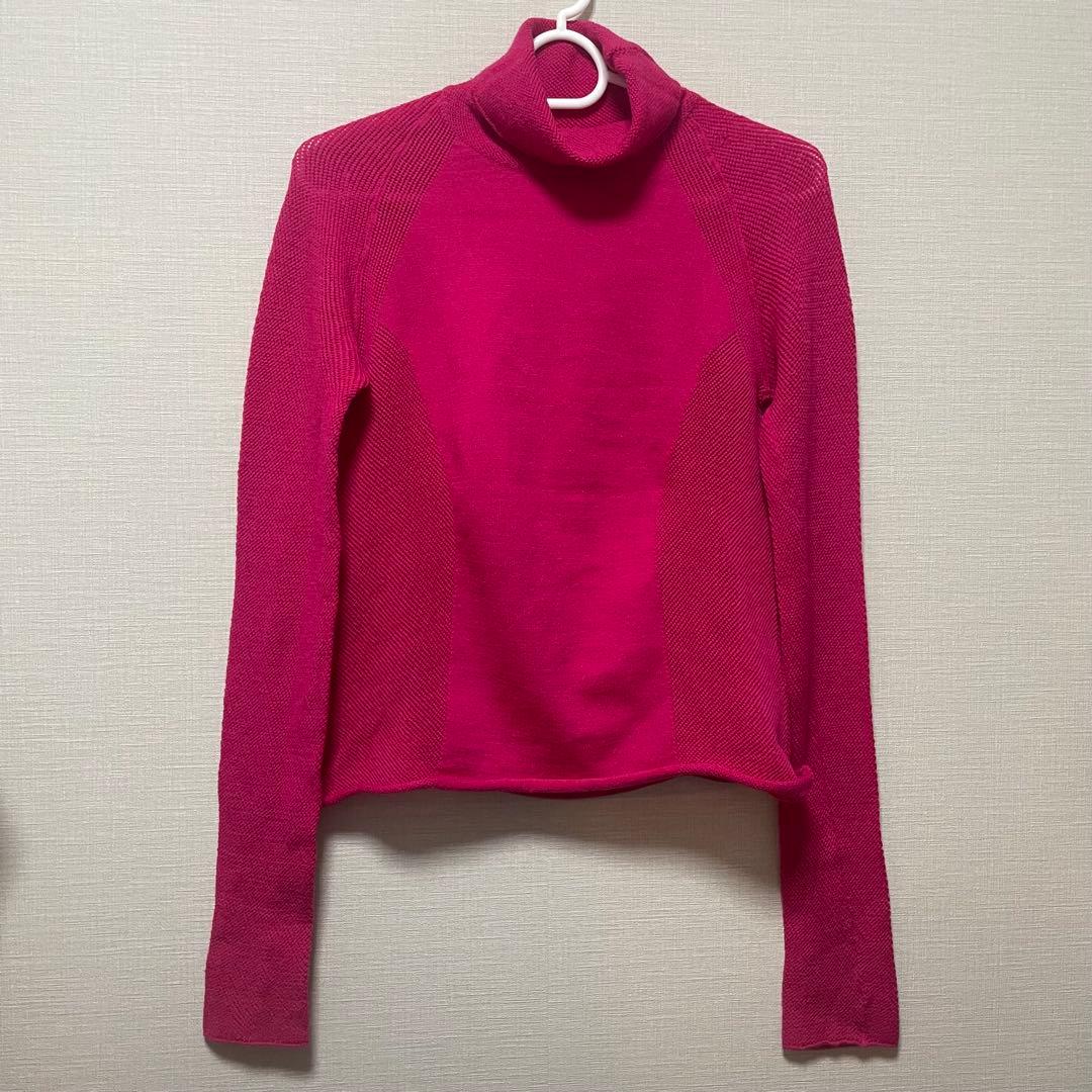 11 ISSEY MIYAKE イッセイミヤケ ピンク タートルネックニット