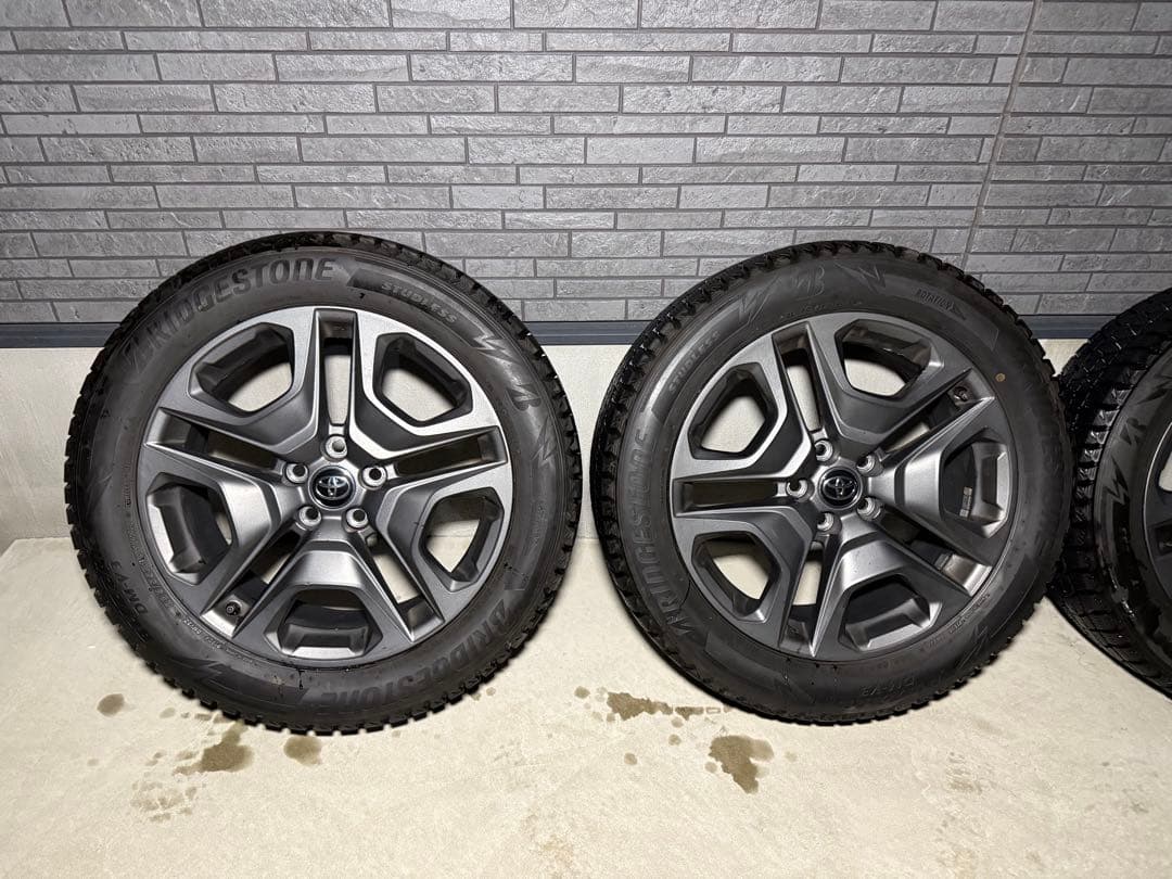 RAV4アドベンチャー純正ホイール＆ブリザック19インチタイヤ＆タイヤチェーン