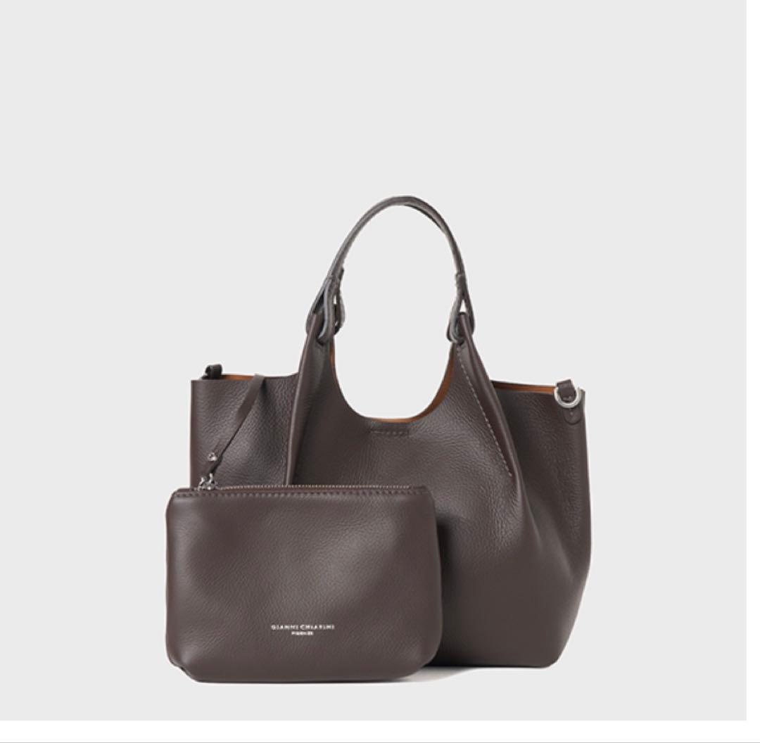 【新品未使用】GIANNI CHIARINI デュア Sイタリア製　半額価格