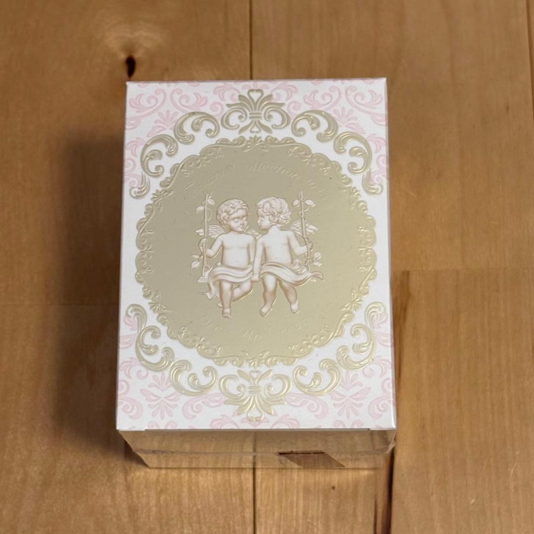 ミラノコレクション　ドレスアップクリーム2023