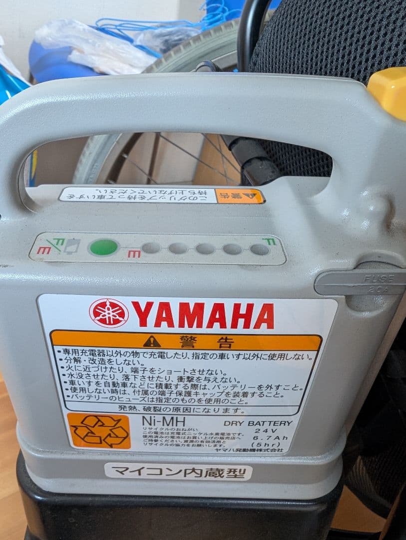 電動車車椅子・バッテリー・充電器付　引き取り限定（京都）