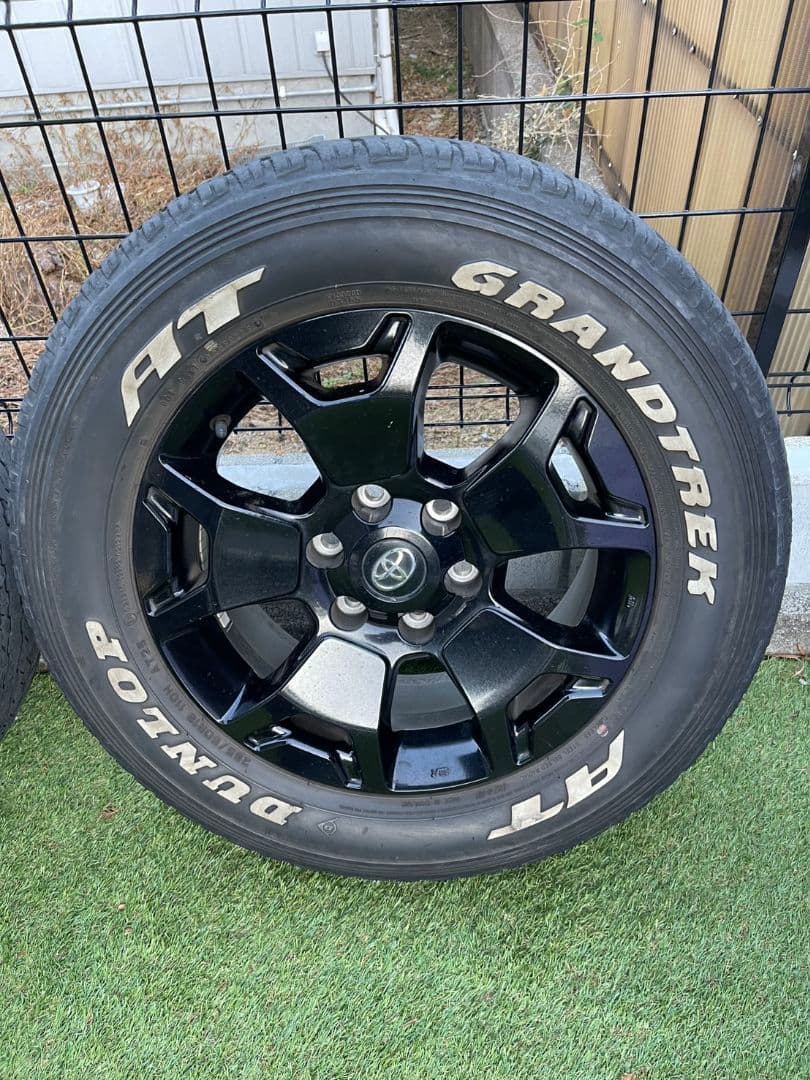 ハイラックス　ブラックラリーエディション　純正ホイールタイヤセット