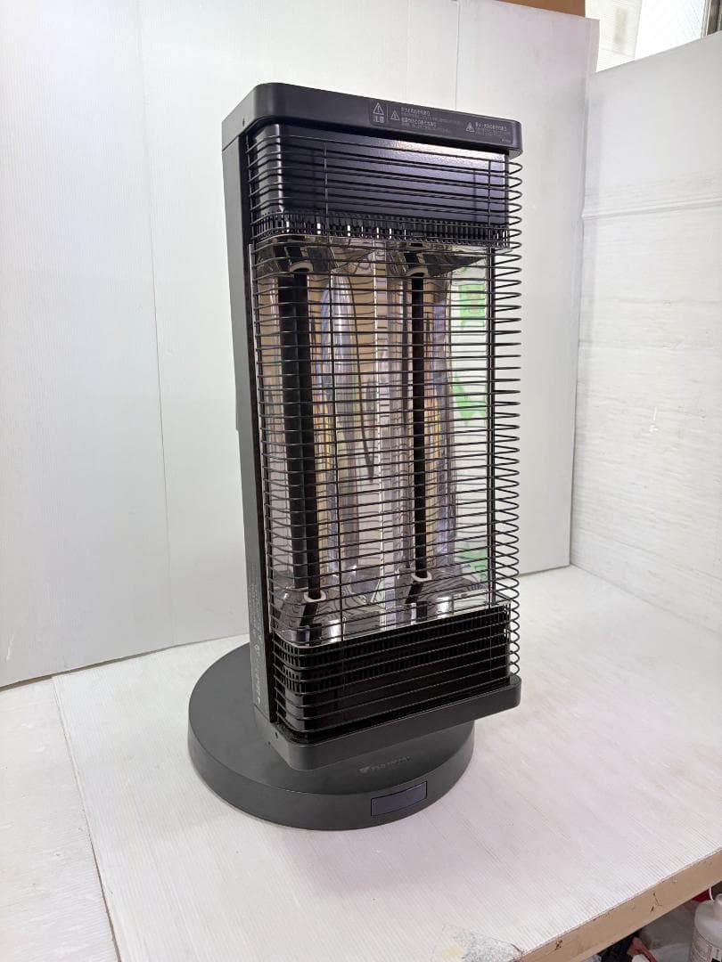 ダイキン 遠赤外線暖房機 ERFT11WS-H セラムヒート 遠赤外線ヒーター