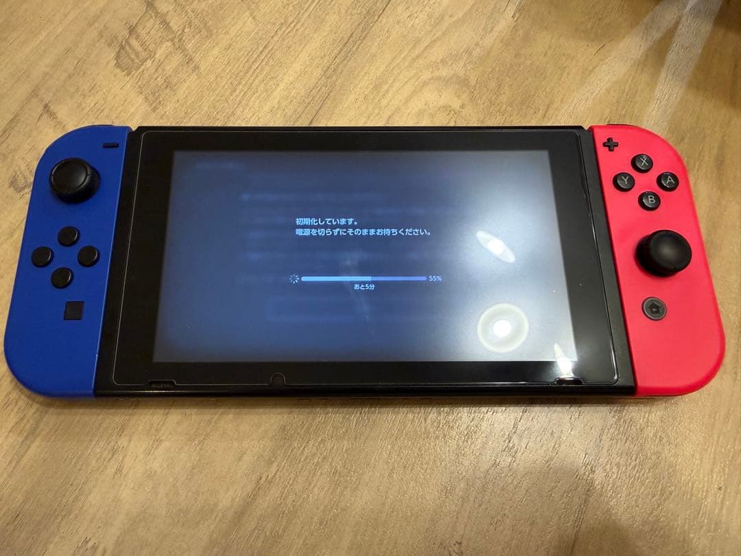 Nintendo Switch 本体 +Joy-Con