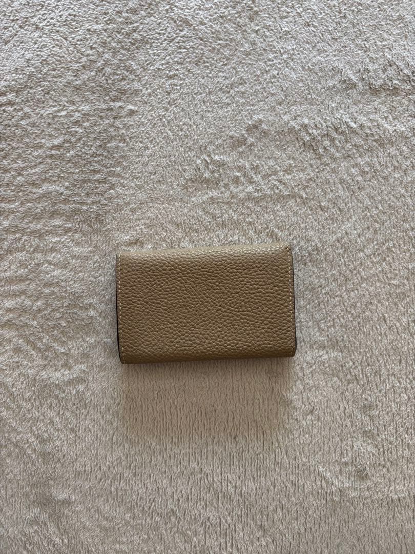 ベージュ レザー 名刺入れ　ボナベンチュラ