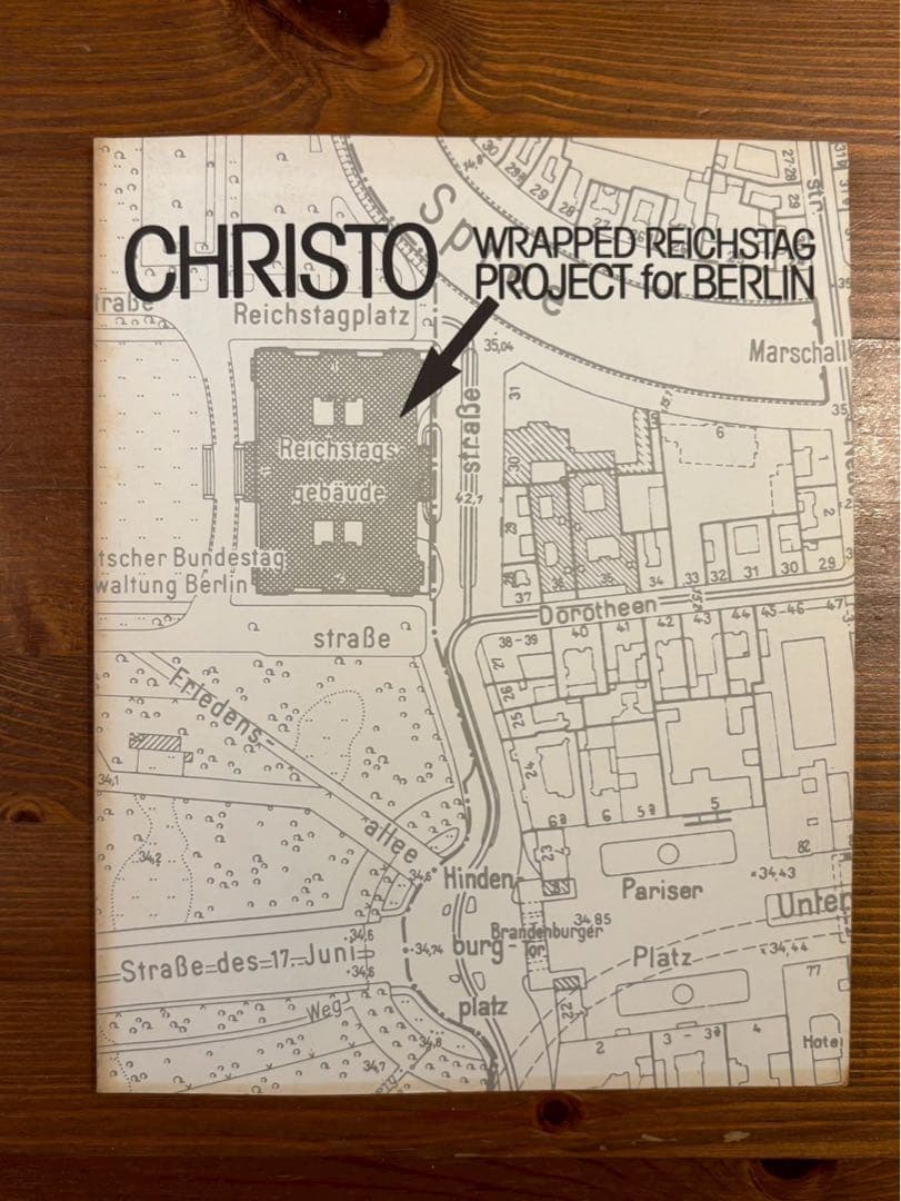 クリスト Wrapped Reichstag Project