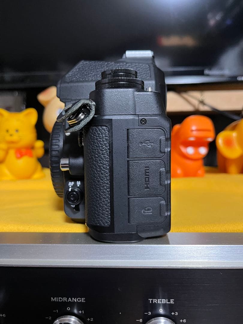 Nikon Df デジタル一眼レフカメラ　ショット数4300回前後バッテリー3