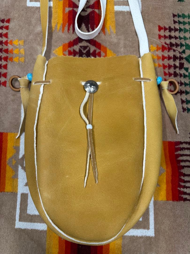 鹿革巾着ポーチ　スモーク