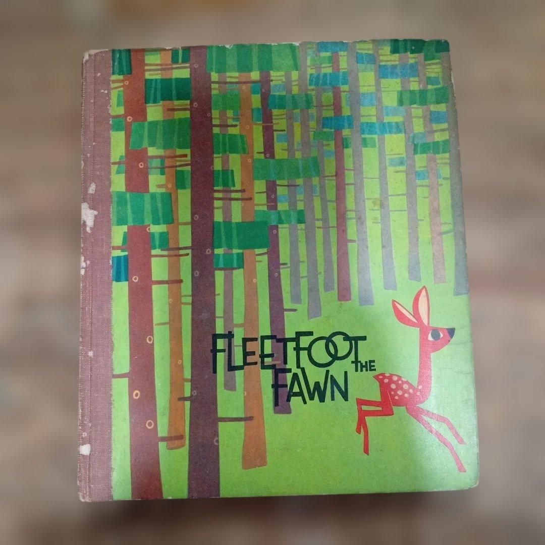 ルドルフ・ルケシュ 洋書 しかけ絵本「FLEETFOOT THE FAWN」