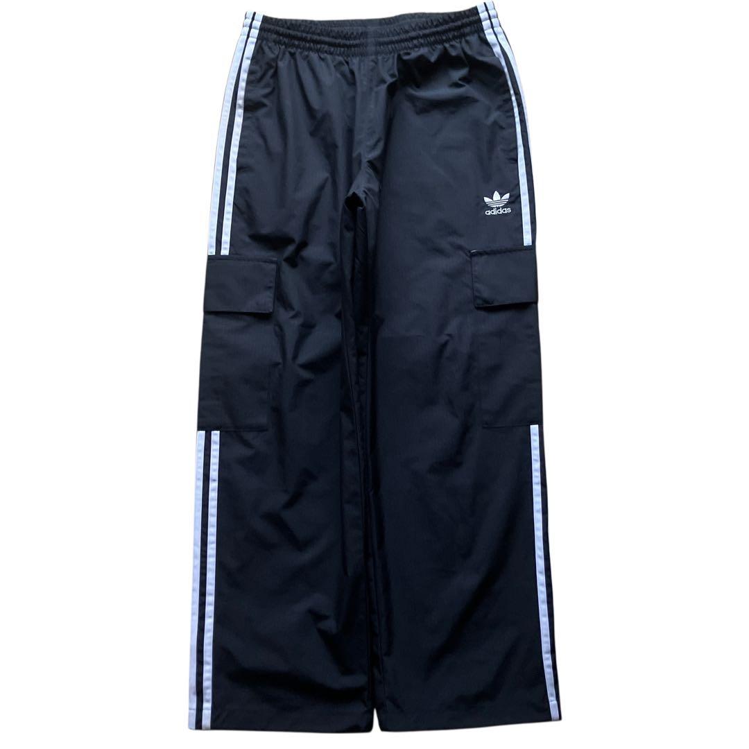 美品 adidas originals バギーナイロンカーゴパンツ 極太ブラック