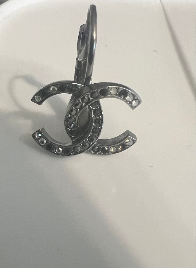 シャネル　ピアス　片耳のみ　箱つき