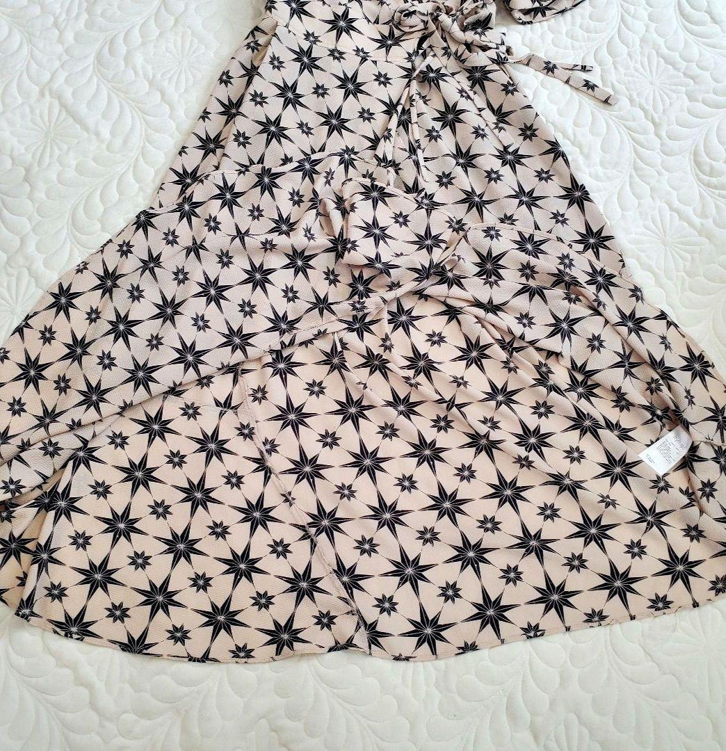 売約済み✨️専用　スタイリング／ケイシラハタ　八芒星柄カシュクールワンピース