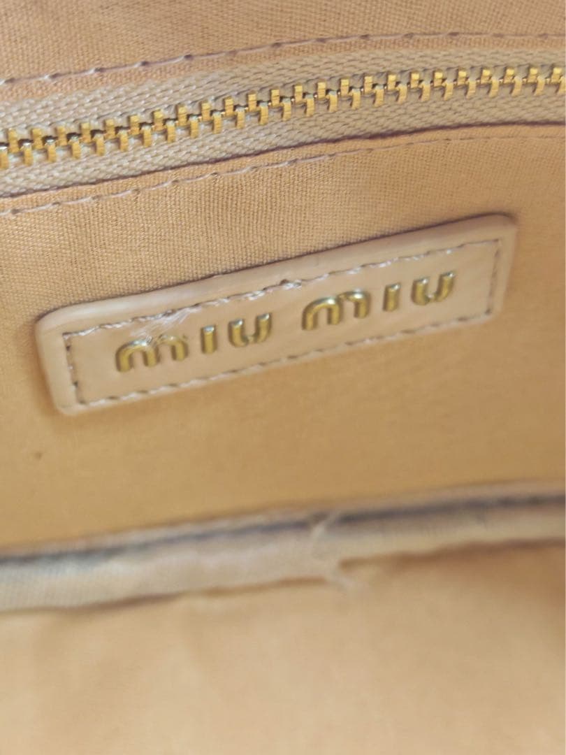 【お値下げ】MIU MIU ミニボストン キルティング ベージュ ゴールド金具