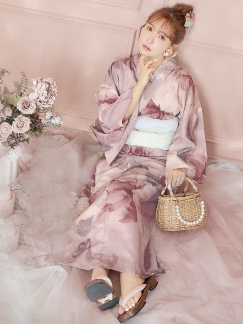 アンティークフラワーピンク浴衣【浴衣３点セット 浴衣/帯/下駄】