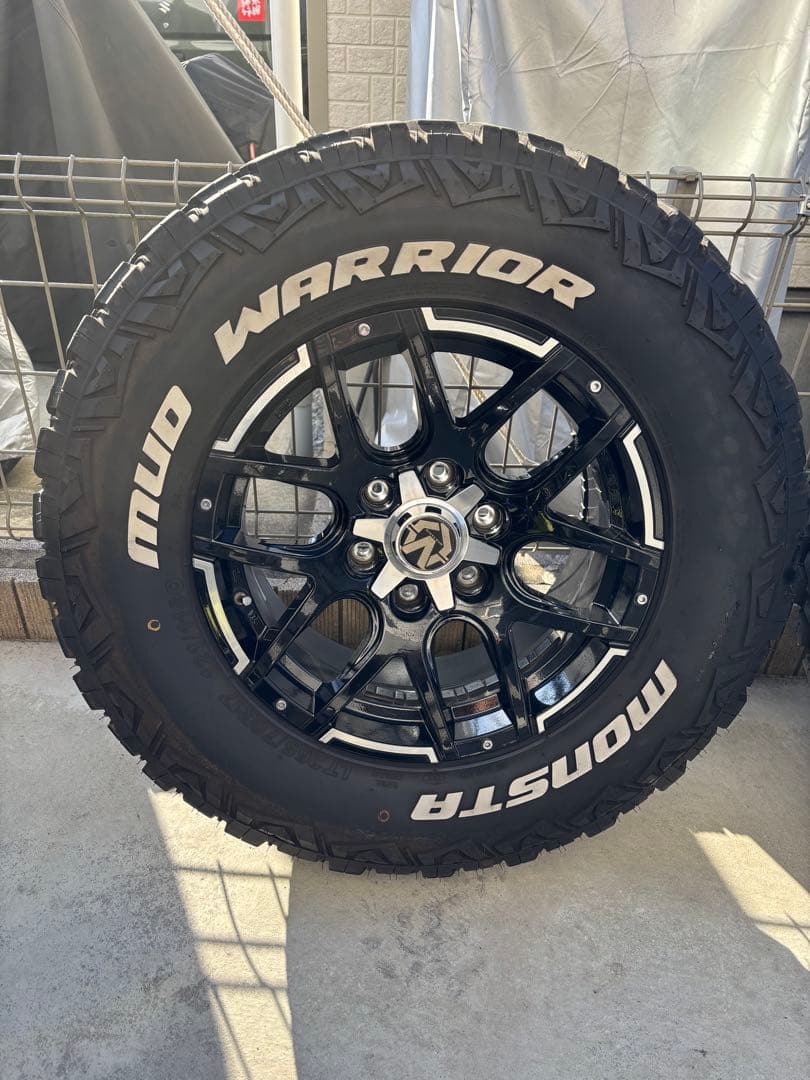 265.70.17 8j 、（MT） タイヤホイール4本セット。