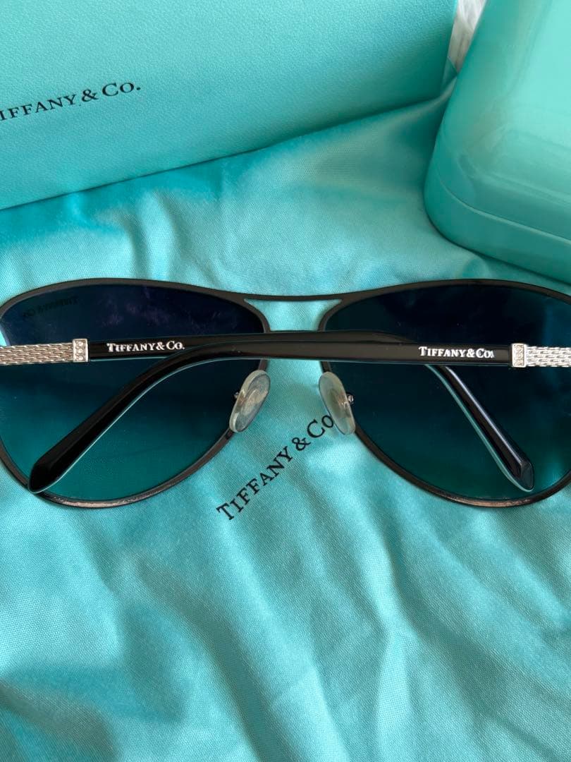 Tiffany & Co. ティファニー　アビエーターサングラス