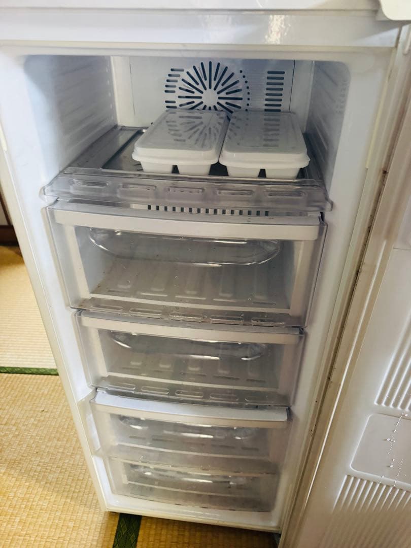 福岡発 三菱 電気 冷凍庫 122L MF-U12J-W MITSUBISHI