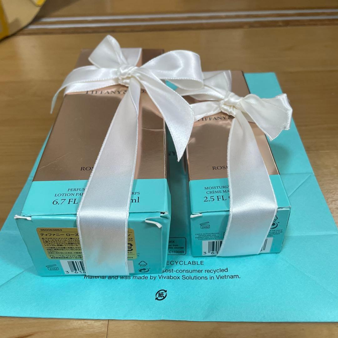 ティファニー ローズ ゴールド ボディローション　ハンドクリーム　セット