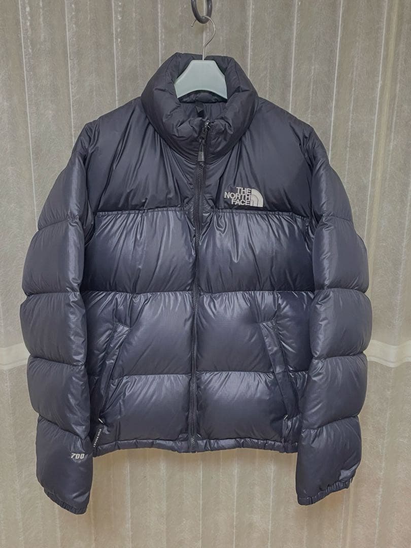 ノースフェイス　ヌプシ　THE NORTH FACE 700 ダウンジャケット