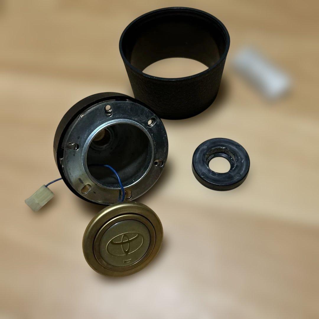 PERSONAL ウッドステアリング 4本スポーク　TOYOTAエンブレム