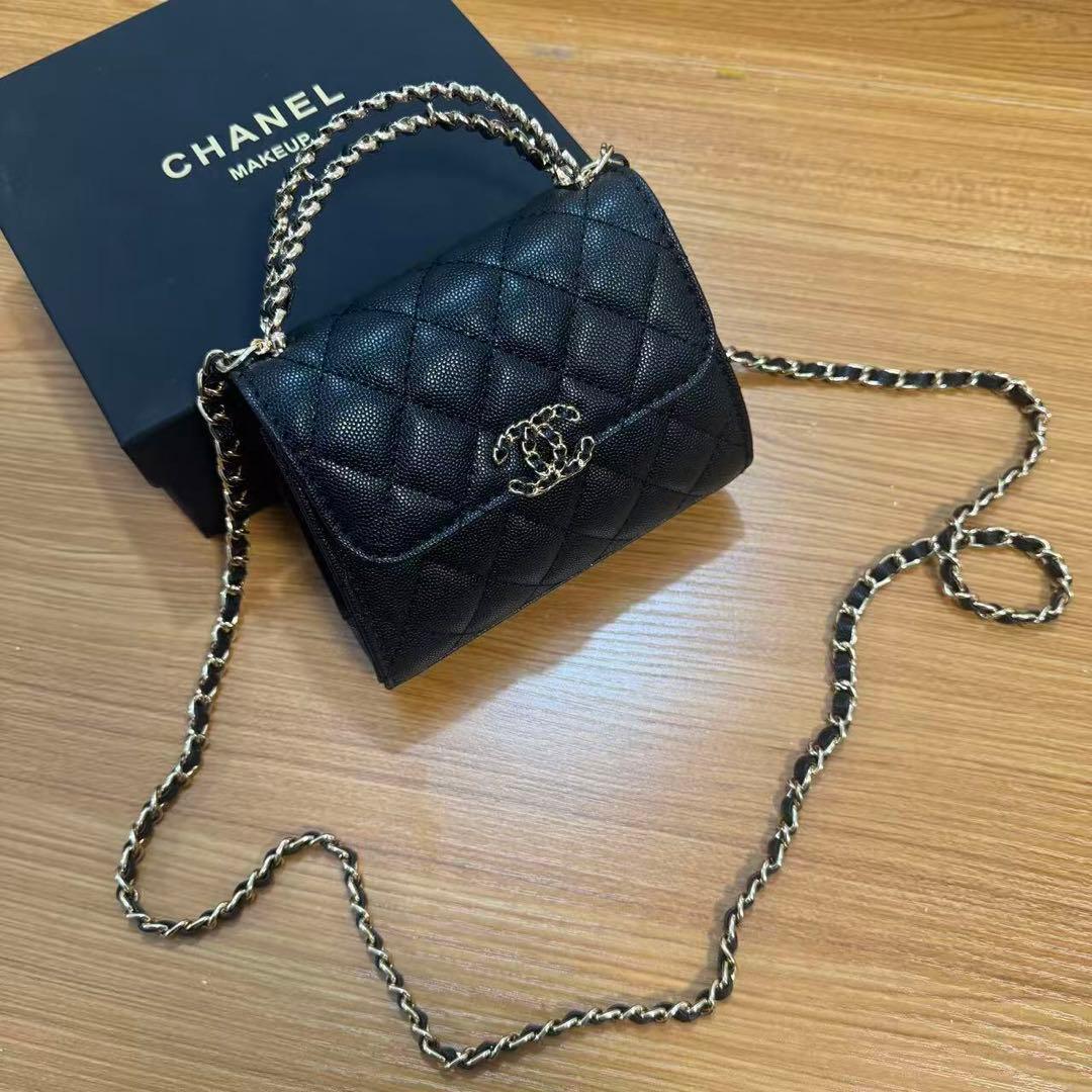 VIP顧客限定 ノベルティ キャビアスキン ショルダーバッグ ミニ