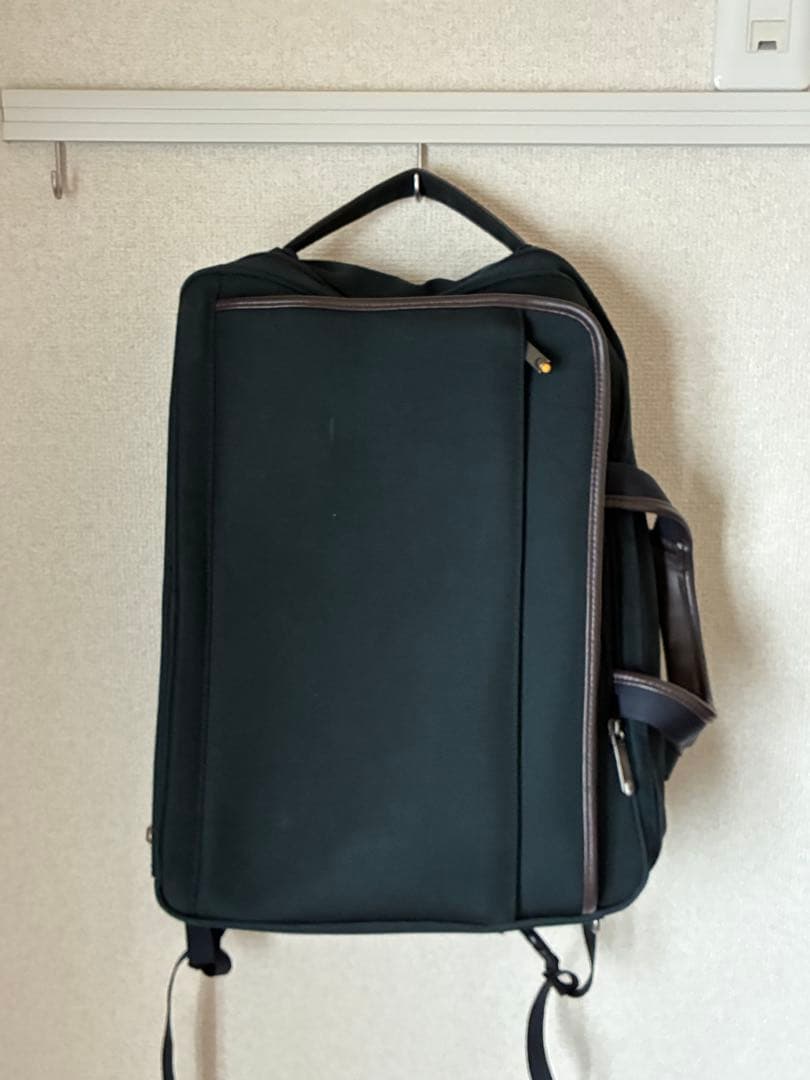 美品　ace ビジネス用ネイビーバックパック